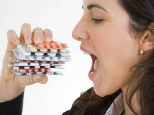 احذروا.. 3 مشروبات تؤثّر سلباً على مفعول الدواء