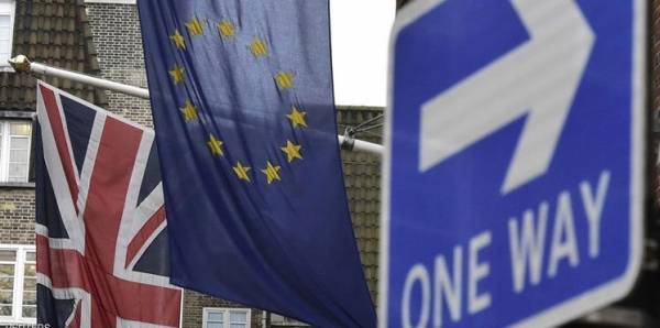 صنداي تايمز تحث البريطانيين على التصويت للانسحاب من الاتحاد الأوروبي