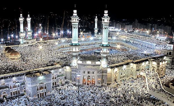 تعرّفي إلى أغرب العادات في  رمضان حول العالم