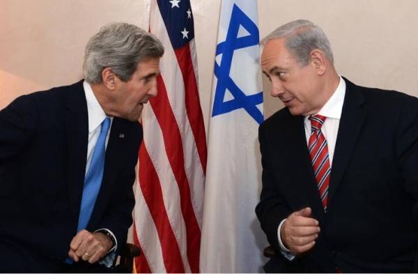 نتنياهو يلتقي كيري في محاولة لافشال المبادرة الفرنسية