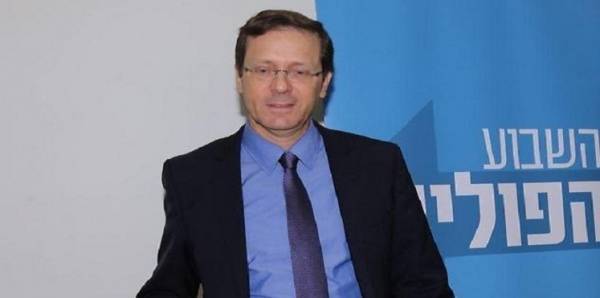 دعوات لمحاكمة زعيم المعارضة الإسرائيلية بتهمة الخيانة العظمى