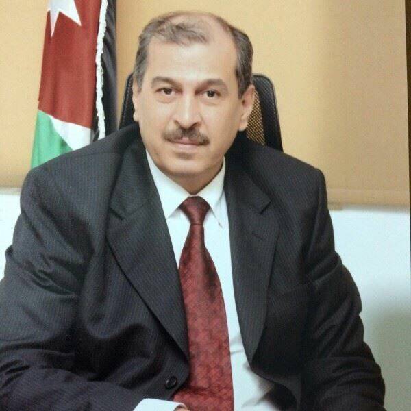 حجازي عساف يفاجىء جمهور الطائرة في نادي العودة ويحضر صاعقة المرحوم المجدلاوي