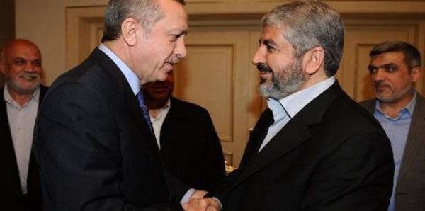 أردوغان يجتمع مع خالد مشعل في اسطنبول