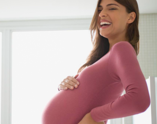 مواقف طريفة تمرّ بها المرأة الحامل!