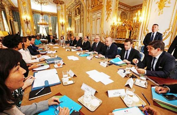 بعد الانسحاب البريطاني من الاتحاد الأوروبي: هل تشهد فرنسا استفتاء مماثلاً؟