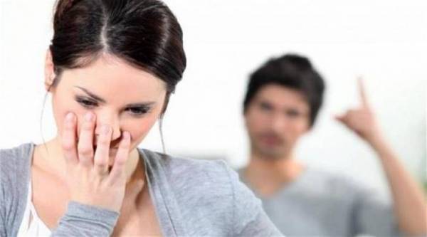 10 أشياء يفعلها الرجل وتكرهها المرأة