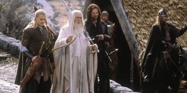 من أين تأتي أشهر أفلام هوليوود بالأحذية المناسبة للممثلين؟