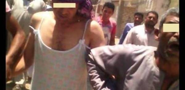 نشَرَ صورة سيّدة عارية على “فيسبوك” .. فانتقم ذووها منه بإلباسه “قميص نوم نسائي”!