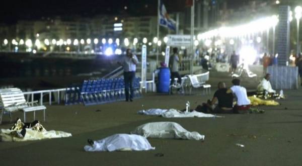 ارتفاع عدد قتلى  نيس الفرنسية  إلى 84