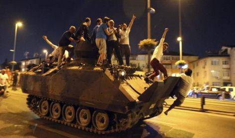 هل كانت واشنطن على علم بمحاولة الانقلاب في تركيا؟