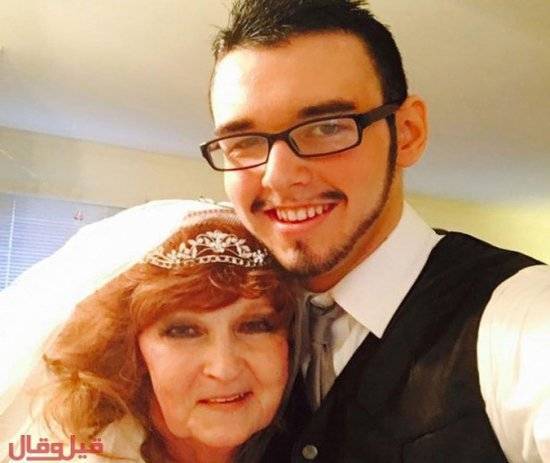 بالصور  عجوز تتعرف على شاب في جنازة ابنها وتتزوجه.. إليكم القصة الغريبة!