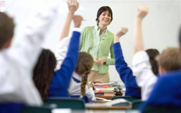 مطلوب 716 معلما ومعلمة للتعيين في الإمارات