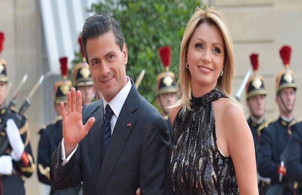 الرئيس المكسيكي يطلب “السماح” بعد فضيحة منزل فخم اشترته زوجته