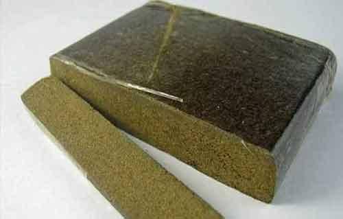 مفاجأة.. علماء بريطانيون: الحشيش يكافح نمو الخلايا السرطانية