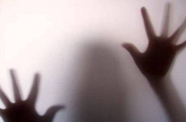 أمريكي يختطف طفلة في الخامسة ويعتدي عليها جنسيا