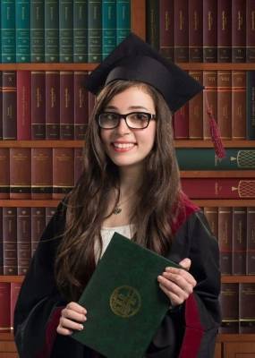 لين.. قهرت الجلطة الرئوية وحصلت على 97.9 في الثانوية العامة