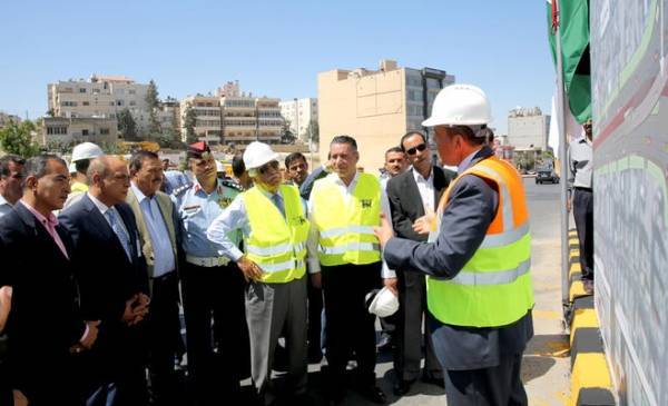 بدء الأعمال الإنشائية لتقاطع الدوريات الخارجية