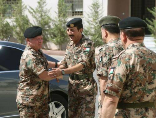 الملك في القيادة العامة