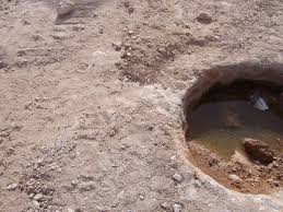 انتشال جثتي طفلين غرقا بحفرة امتصاصية في عمان