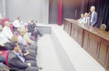 «إنقاذ الصيادلة»:السير بمساري التصعيد والحوار للمطالبة بإجراء انتخابات النقابة