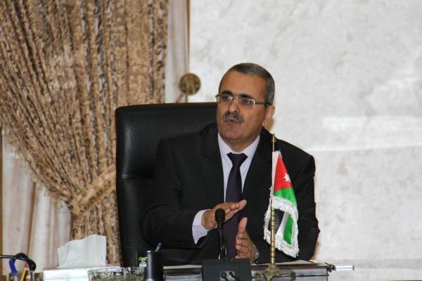 د.هاني الضمور: منح هنغاريا تم الإعلان عنها في الصحف الرسمية.. ولا صحة لقبول طلبة معدلاتهم أدنى من 85 لدراسة الطب