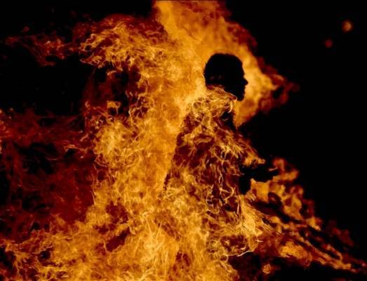 ثلاثيني يحرق نفسه في عجلون