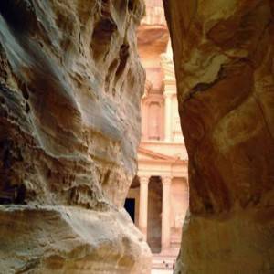 قانون جديد للآثار