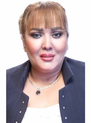 الدكتوره نور ظاظا الكردي تشكل قائمه نسائية مغلقه بـ الخامسة في عمان