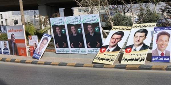 الدعاية الانتخابية الفردية تعيد المواطنين إلى دائرة “الصوت الواحد” وتؤكد مصطلح الحشوة!