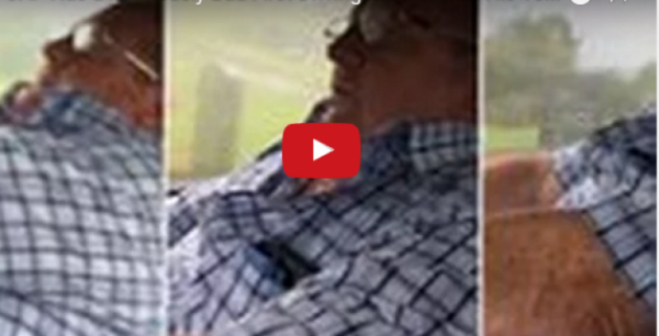 فيديو طريف جدا  لقطات لعجوز يتعلم القيادة!!