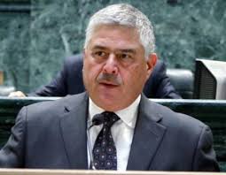 ملحس: لن نتراجع عن قرار مضاعفة رسوم نقل ملكية المركبات