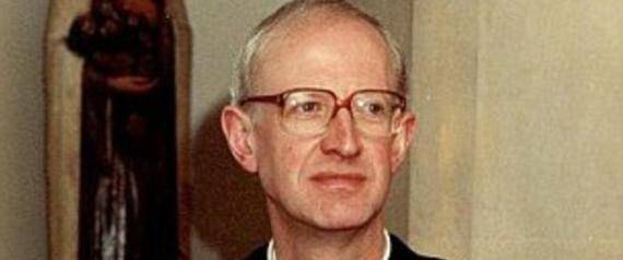 كاهن بريطاني اعتدى جنسياً على الصغار يقع في يد الشرطة