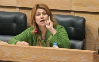 عندما ترفع رولى الحروب شعار لم اساوم نفتح ارشيفها المثقل بالمواقف والمبادئ الوطنية الثابتة