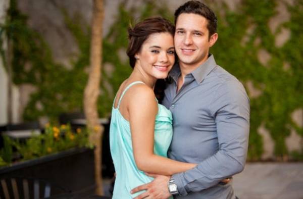 6 صفات أنثويّة لا يستطيع الرجال مقاومتها أبداً، بحسب العلم! أحدها ارتداء اللون الأحمر ..