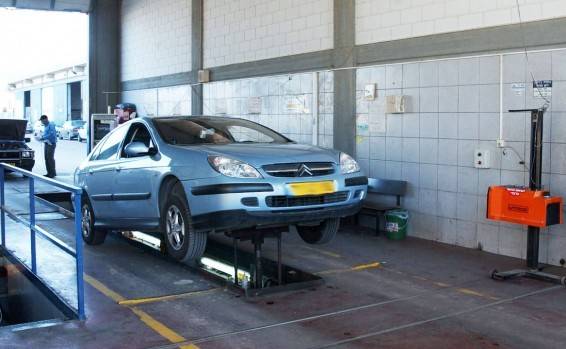 بدء تطبيق تعرفة رسوم نقل ملكية المركبات الجديدة