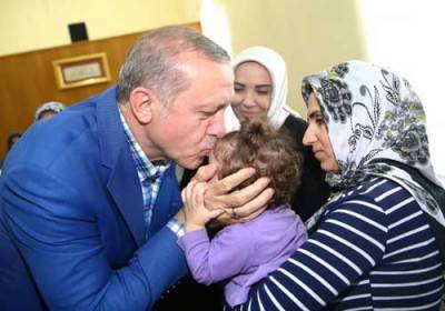 تركيا تخوض حربا ثلاثية الجبهات ضد المقاتلين الأكراد على أراضيها وفي سورية والعراق