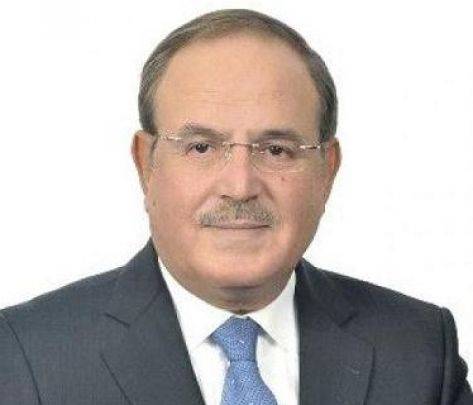 مدير المخابرات الشوبكي يعزي مشعل بوفاة والدته