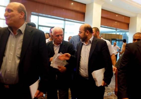 تبادل الاتهامات بين «فتح» و«حماس» نتيجة تأجيل الانتخابات المحلية والبلدية