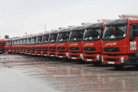 5 وفيات واصابة في حادث تدهور مركبة على طريق المطار ...صور