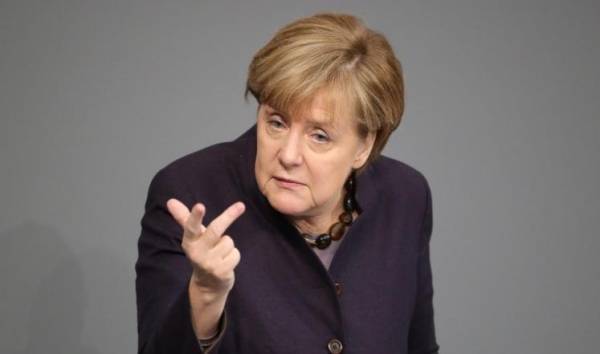 ميركل: قمة واحدة لا تكفي لإصلاح حال الاتحاد الأوروبي