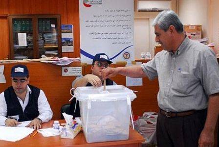 عدد المقترعين مليونا ونصف المليون لغاية السابعة والنصف