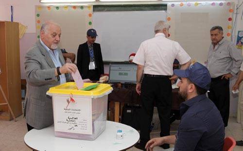 الاخوان : العثور على صناديق فارغة بغرف مغلقة !