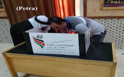 20 ألف مقترع في ثالثة عمان