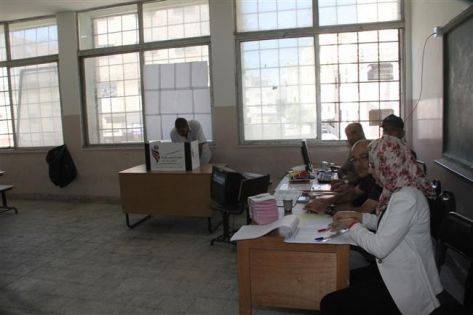 تمديد الاقتراع لساعة أخرى في العاصمة وبعض المحافظات