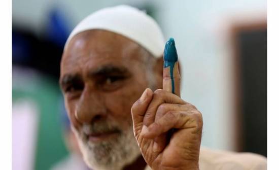 إغلاق صناديق الاقتراع في جميع الدوائر الانتخابية.. وبدء عمليات الفرز