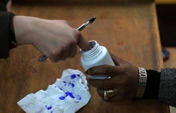 غمس اصبع السبابة اليسرى بالحبر السري.. والتوجهات اليسارية..؟!