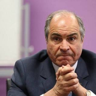 رئيس الورزاء يتلقى اول رسالة تهديد نيابية من النائب عطيه