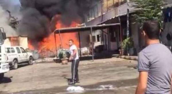 حريق في مستودعات أمانة عمّان بمجمع وادي السير...شاهد الفيديو