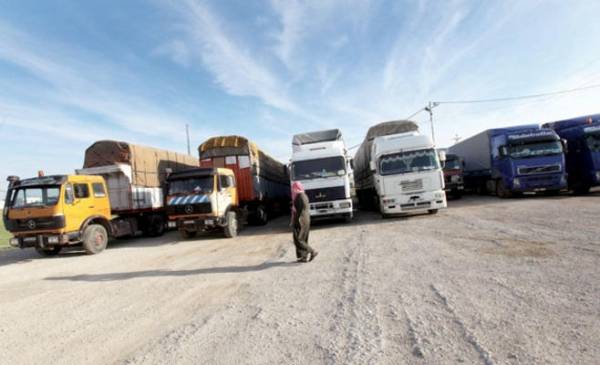 السعودية ترفع رسوم دخول الشاحنات الأردنية من 135 دينارا إلى 600