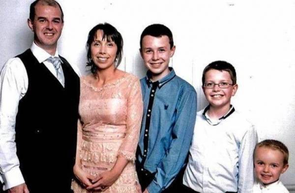 بالصور جريمة مروعة.. قَتَلَ زوجته وأبناءه الثلاثة وهذا ما حدث له!